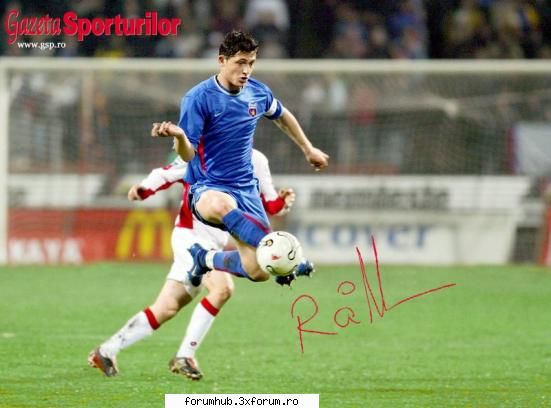 :):)este cea mai tare echipa din 22 de titluri si 17 cupe ale un fotbal superb        de baza